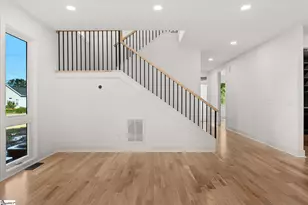 18 Doe St, Greenville, SC 29611 - Photo 15