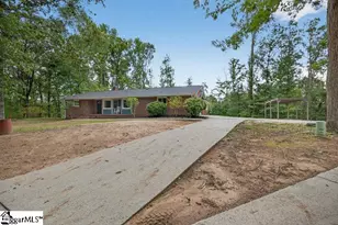 320 Hamburg Rd, Easley, SC 29640 - Photo 35