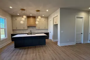 4007 Hollybank Dr, Spartanburg, SC 29303 - Photo 5