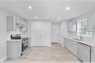 420 Fox Valley Road, Anderson, SC 29621 - Photo 3