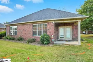 107 Queens Ct, Greenwood, SC 29649 - Photo 23