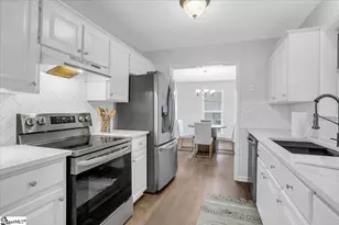 304 Pine St, Greer, SC 29650 - Photo 9