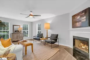 304 Pine St, Greer, SC 29650 - Photo 5