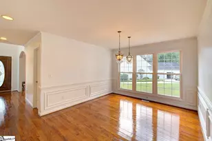 406 Stonewall Dr, Easley, SC 29642 - Photo 15