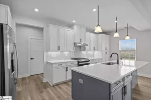 6059 Ives Ave, Spartanburg, SC 29307 - Photo 15