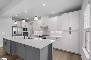 6059 Ives Ave, Spartanburg, SC 29307 - Photo 13