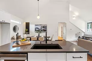 13 Woodlawn Ave, Greenville, SC 29611 - Photo 7