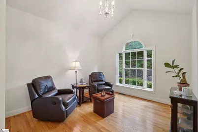 100 Paris Glen Way, Greenville, SC 29609 - Photo 7