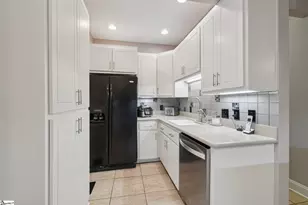 100 Paris Glen Way, Greenville, SC 29609 - Photo 13