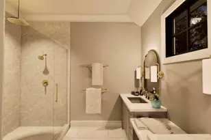 610 Baron Dr, Greenville, SC 29615 - Photo 9