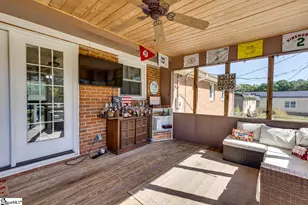 18 Sunrise Dr, Taylors, SC 29687 - Photo 25