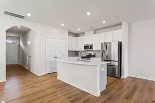 8 Loebner Ln, Simpsonville, SC 29681 - Photo 7