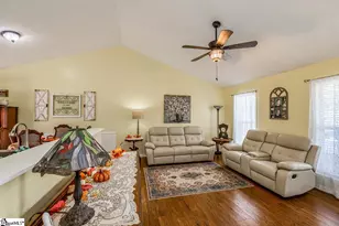 111 Plumcreek Ln, Enoree, SC 29335 - Photo 5