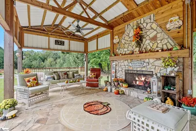 1729 Chesnee Highway, Gaffney, SC 29341 - Photo 13