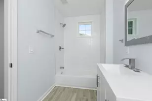 17 Furman St, Greenville, SC 29611 - Photo 25