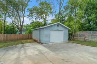 17 Furman St, Greenville, SC 29611 - Photo 31