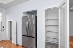 17 Furman St, Greenville, SC 29611 - Photo 7