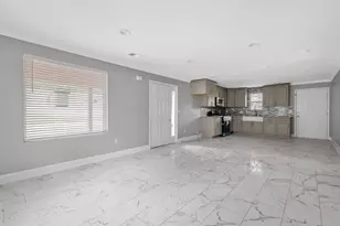 603 W 5th Ave, Easley, SC 29640 - Photo 13