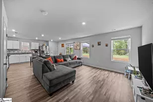 735 Wayfinder Run, Inman, SC 29349 - Photo 3