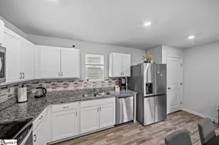 735 Wayfinder Run, Inman, SC 29349 - Photo 11