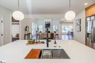 13 Stall St, Greenville, SC 29609 - Photo 9