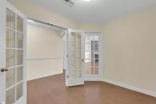 321 Meadowmoor Rd, Greer, SC 29651 - Photo 17