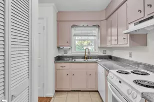 11 Dover Dr, Taylors, SC 29687 - Photo 7