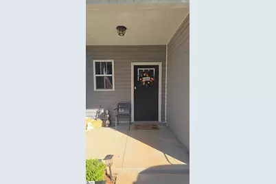 200 W 4th Avenue, Easley, SC 29640 - Photo 5