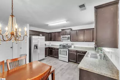 719 Dottie Drive, Boiling Springs, SC 29316 - Photo 7