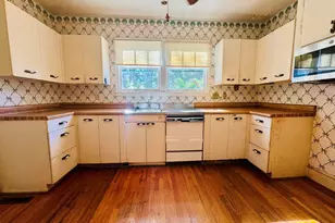 302 Chestnut St, Abbeville, SC 29620 - Photo 13