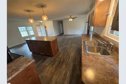 3036 Elmhurst Drive, Boiling Springs, SC 29316 - Photo 7