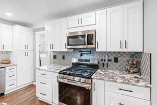 204 Greenacre Rd, Greenville, SC 29607 - Photo 23