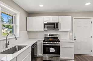 846 Pine Creek Dr, Greenville, SC 29605 - Photo 13