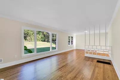 3823 Maid Marion Lane, Spartanburg, SC 29302 - Photo 3