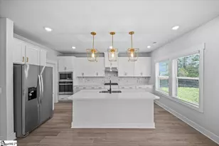 401 Tilson Rd, Piedmont, SC 29673 - Photo 11