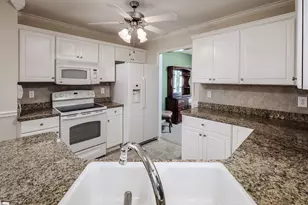 192 Walker Point, Seneca, SC 29672 - Photo 7