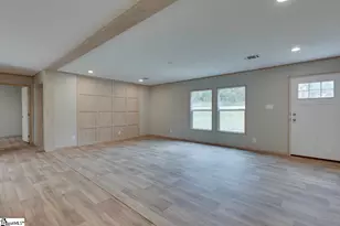 318 Bulman Rd, Roebuck, SC 29376 - Photo 9