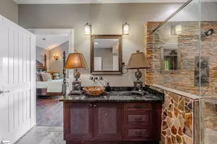 137 W Waters Edge Ln, West Union, SC 29696 - Photo 23