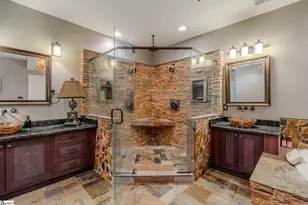 137 W Waters Edge Ln, West Union, SC 29696 - Photo 21