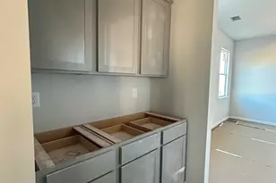 215 Thurgood Dr Ext, Greenville, SC 29607 - Photo 5