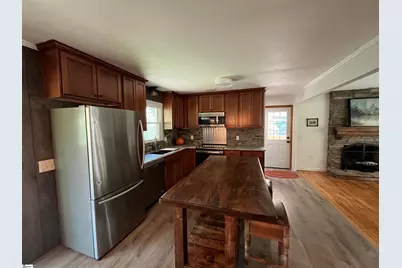 606 N Poplar Street, Walhalla, SC 29691 - Photo 3