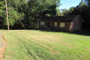 204 Friendship Dr, Walhalla, SC 29691 - Photo 5