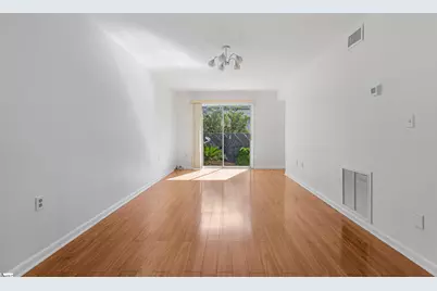 3706 E North Street #Unit G3, Greenville, SC 29615 - Photo 3