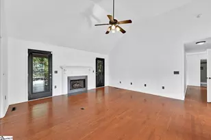 6 W Fairgate Ct, Simpsonville, SC 29680 - Photo 9