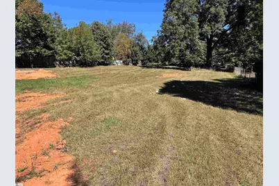 131 A Dillard Drive, Greer, SC 29650 - Photo 3