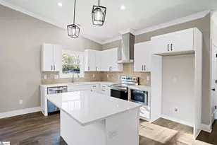 225 Cedar St, Woodruff, SC 29388 - Photo 11