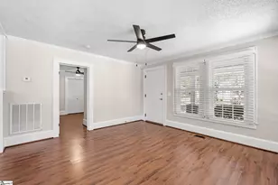 401 Gordon St, Greenville, SC 29611 - Photo 9