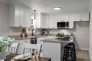 208 Spring Dr, Easley, SC 29642 - Photo 11