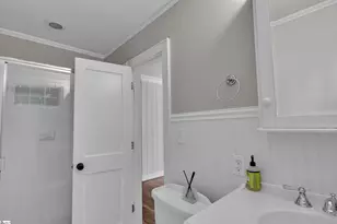 46 W Hillcrest Dr, Greenville, SC 29609 - Photo 27