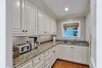 46 W Hillcrest Drive, Greenville, SC 29609 - Photo 13